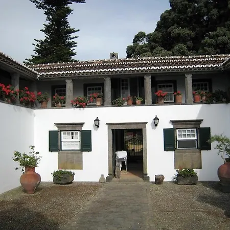 Bed and breakfast Casa - Turismo De Habitacao Calhetas